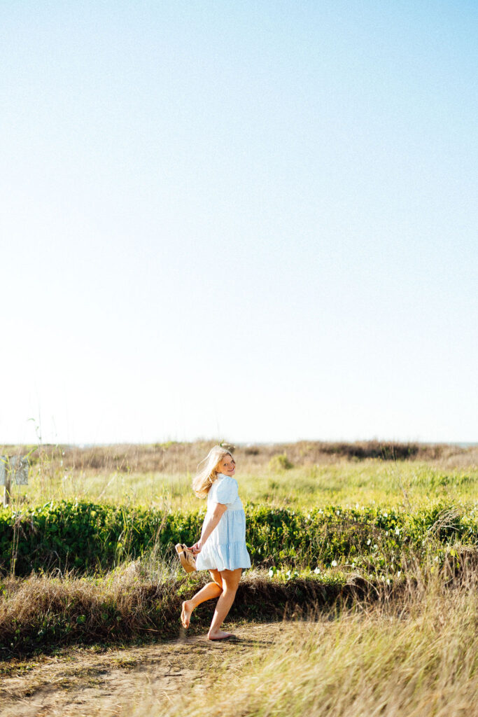 destination senior sessions at the beach